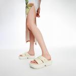 Шлепанцы женские Lost In Echo - фото 11