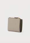 Кошелек Pinko MULTI PURPOSE WALLET, Noce/Antique Gold-Coloured/Taupe - фото 2
