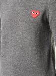 Пуловер с нашивкой в форме сердца Comme Des Garçons Play, серый - фото 5
