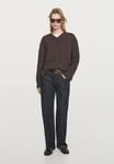 Джемпер Massimo Dutti V-NECK, Mottled Dark Brown - фото 2