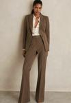 Брюки Reiss GABI FLARED, Mink Neutral/Brown - фото 2