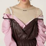 Платье из наппы MIU MIU, сиенна - фото 6