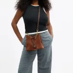 COACH Сумка ведро из кожи коровы Роуэн - фото 5