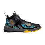 Кроссовки Nike LeBron Soldier 13 BG - фото