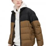 Пуховик Uniqlo Ultra Light Down 3D Cut, 35 светло-коричневый/черный - фото 9