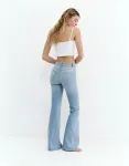 Голубые расклешенные джинсы Pull&Bear Skinny - фото 4