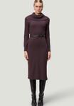 Платье zero Shift dress, Chocolate Plum/Brown - фото
