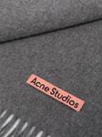 Acne Studios шерстяной шарф с бахромой, серый - фото 3