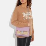 COACH Сумка кроссбоди из ткани с кожаными вставками - фото 6