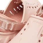 Сандалии Crocs Echo Clog - фото 4