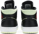 Кроссовки Wmns Air Jordan 1 Mid SE Black Barely Volt, черный - фото 6