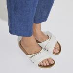 Сандалии Birkenstock Oita Suede Leather, белый - фото 3