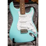 FENDER Cory Wong Ограниченная серия Strat Daphne Blue - фото 9