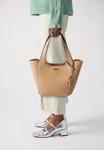 Сумка-шоппер Guess HELINA TOTE SET, Beige - фото