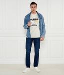 Футболка мужская Guess Jeans с принтом, экрю - фото 2