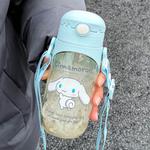 Пластиковые стаканы для воды Sanrio, Kuromi (Includes Cleaning Tools + Hello Kitty Sticker + Gift Bag) - фото 6