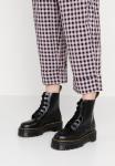 Ботильоны на платформе Dr. Martens на шнуровке, черный - фото 4