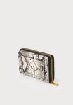 Кошелек MICHAEL Michael Kors BRYANT CARD CASE, Natural/Beige - фото 2