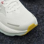 Ураган 24 Уайт Фоум женские Saucony, Уайт Сильвер - фото 9