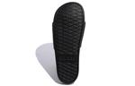 Шлепанцы Adilette Adidas Comfort Slide 'Black Camo' - фото 5