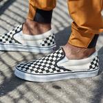 Классические слипоны Vans, черный/белый - фото 9