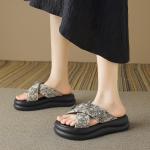 Шлепанцы женские бежевые D:Fuse Scandinavia - фото 6