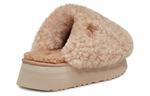 Кроссовки (WMNS) UGG Maxi Curly Platform 'Sand', цвет san - фото 4