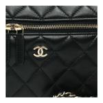CHANEL Женская сумка из ягненка черная - фото 5