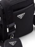 Сумка мужская Prada Re-Nylon с логотипом бренда, черный - фото 5