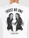 Футболка Lurking Class Trust No One T-Shirt, white - фото 4