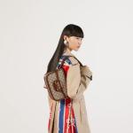 Маленькая сумка на плечо Gucci Horsebit 1955, бежевый/коричневый - фото 4