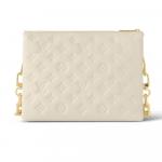 Сумка Louis Vuitton Coussin PM, светло-бежевый - фото 3