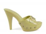 Сандалии Candie's Lorenna Platform Sandal, Yellow Patent Leather - фото 2