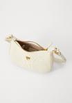 Сумка Pinko HALF MOON, Bianco/Antique Gold-Coloured/White - фото 4