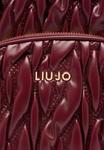 Рюкзак LIU JO MATELASSÉ, Bordeaux - фото 6