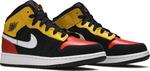 Кроссовки Nike Air Jordan 1 Mid SE GS 'Amarillo Team Orange', черный - фото 9