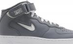 Кроссовки Nike Air Force 1 Mid Jewel QS 'NYC - Cool Grey', серый - фото 3
