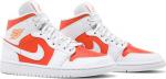 Кроссовки Wmns Air Jordan 1 Mid SE Bright Citrus, оранжевый - фото 8