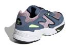 Кроссовки Adidas Yung-96 Chasm Tech Ink Youth - фото 3