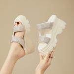 Шлепанцы и сланцы DAPHNE Slide Slippers Women's, бежевый - фото 8