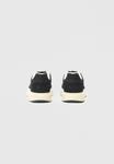 Кроссовки Armani Exchange Trainers, Black - фото 3