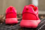 Кроссовки Nike Wmns Rosherun Hyperfuse 'Laser Crimson', красный - фото 2