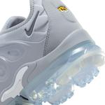 Мужские кроссовки Nike Air Vapormax Plus, Wolf Grey Dark Grey Metallic Silver - фото 7