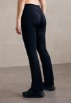 Леггинсы Stronger SEAMLESS CONTOUR FLARED LEGGING, Black - фото