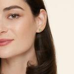 Серьги-Гвоздики с перидотом-солитером Brilliant Earth - фото 2