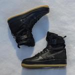 Кроссовки Nike SF Air Force 1 'Black Gum', черный - фото 4