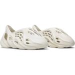 Кроссовки Adidas Yeezy Foam Runner Ararat, белый - фото 5