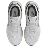 Nike V2K Run Pure Platinum Chrome Женские Белый Черный - фото 4