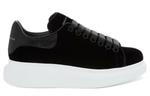 Кроссовки oversized sneaker 'black suede' Alexander Mcqueen, черный - фото 2