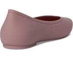 Балетки Crocs Brooklyn Pointed Flat, цвет Cassis - фото 5